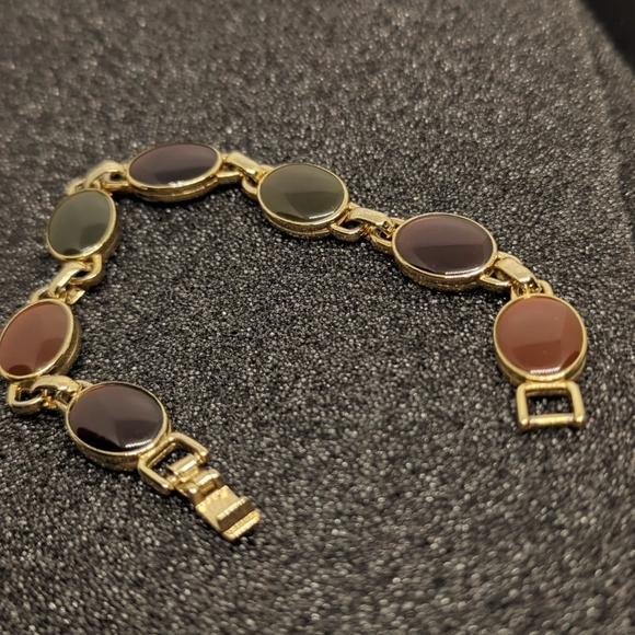 Vintage Bracelet Oval Tiger Eye Red Goldstone Emerald Fuchsite Glass Elegant  - Picture 7 of 13